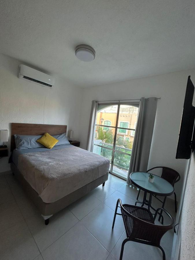 Appartamento Casa Spa Palmeras - Habitacion Privada Cancún Esterno foto