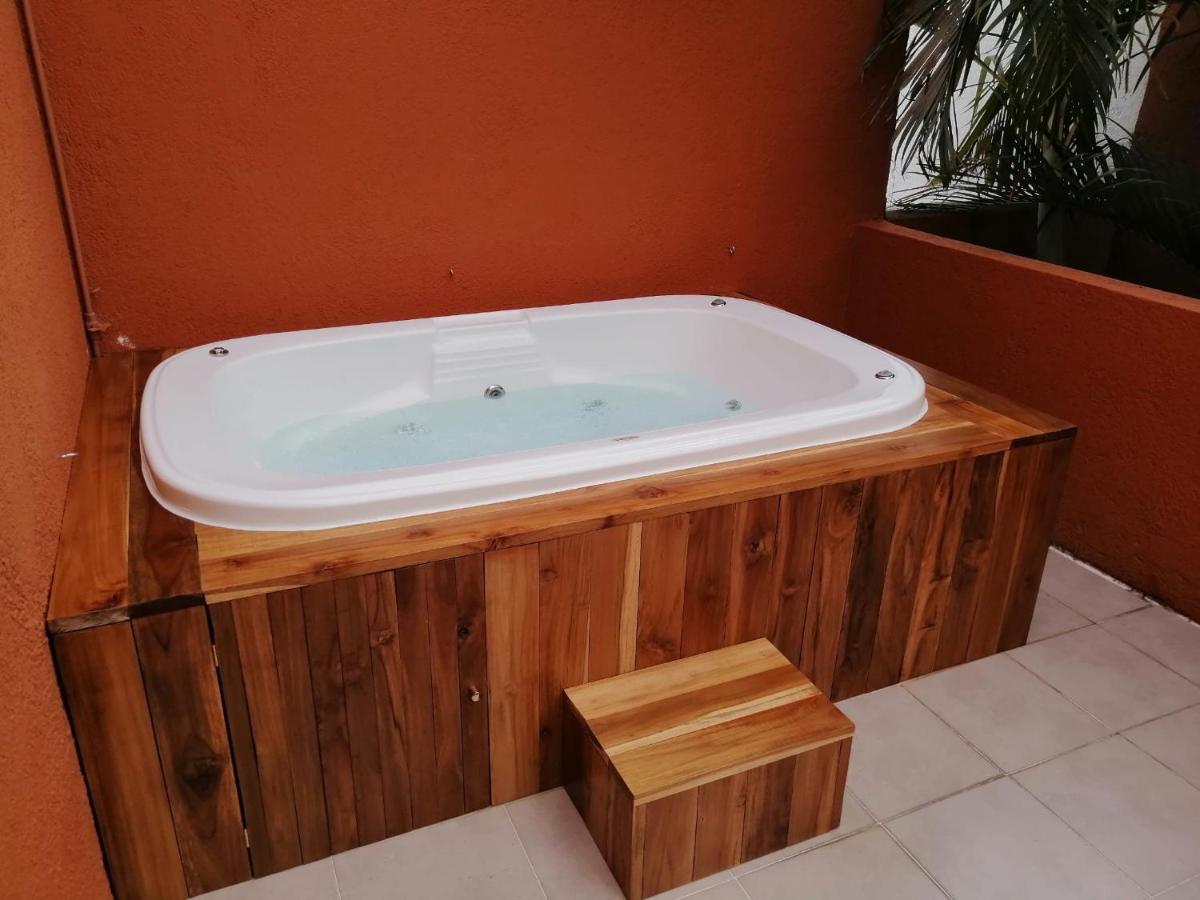 Appartamento Casa Spa Palmeras - Habitacion Privada Cancún Esterno foto